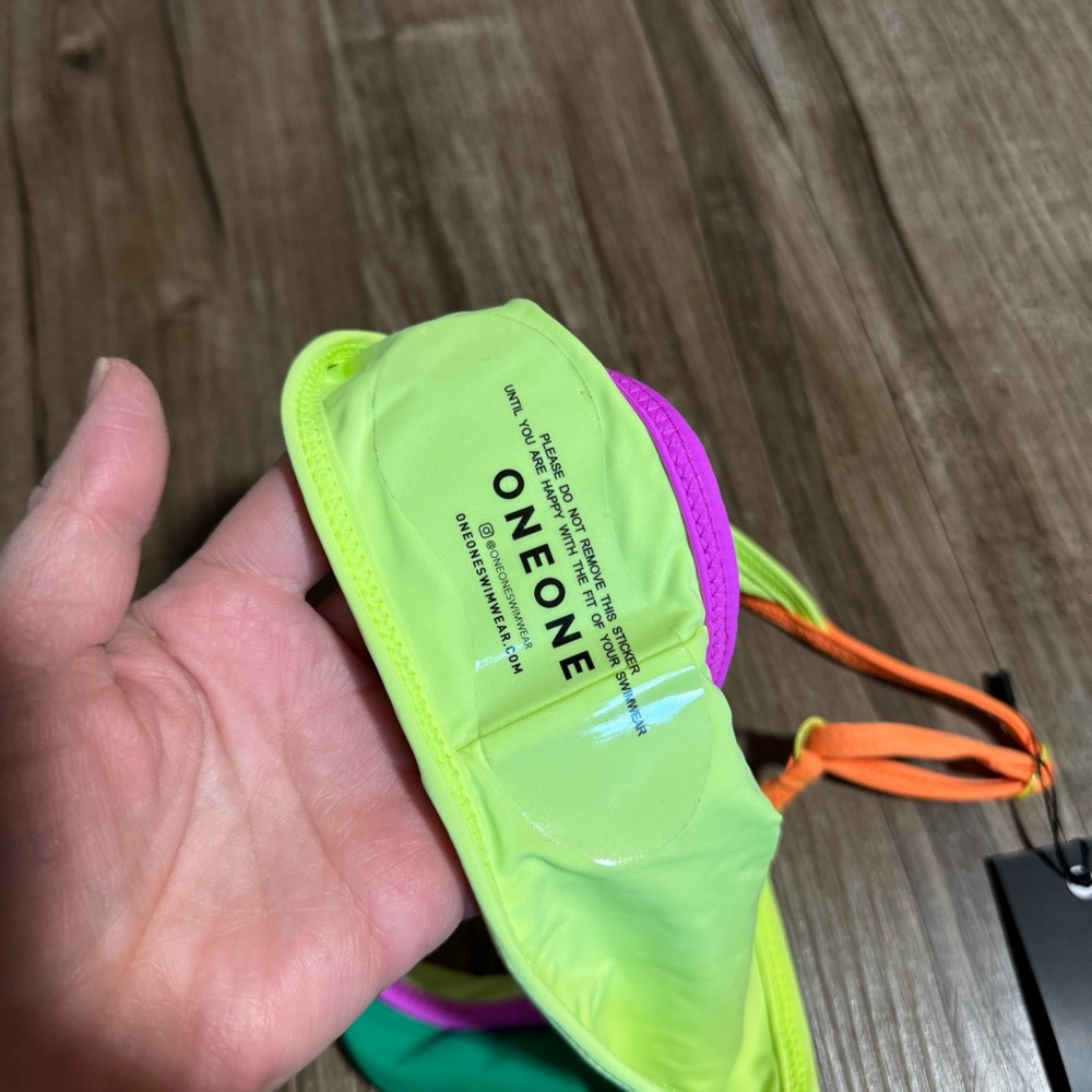 NWT Oneone swimwear  bikini bottoms colorful high cut color block size small - Picture 3 of 4